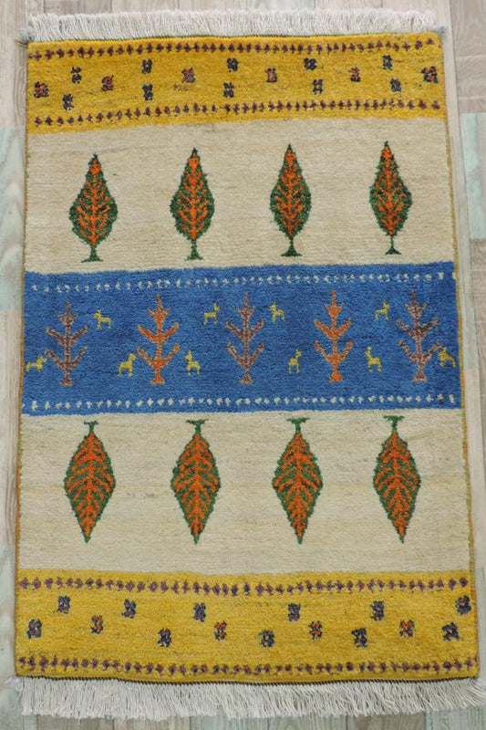 ギャッベ 手織り ウール ギャッベの本場 イラン シラーズ産 細かな密度の高級リーズギャッベ 玄関マットサイズ 98cm×60cm / 滑り止め付【本物保証】