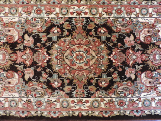 ★新入荷商品★12色★ペルシャ絨毯(カーペット/ラグ) シルク調豪華な色柄の高密度:ウィルトン織り ペルシャ絨毯の本場 イラン/クム産デザイン<br />玄関マットサイズ:85cmx50cm<br />【高品質/高級/激安】【送料無料】【smtb-k】