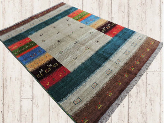 ペルシヤギャッベ手織り 草木染ウール100% ロリバフ高密度室内装飾 高品質 ギャッベの本場 イラン シラーズ産 カーペットラグリビング部屋 ラグサイズ 239cm×169cm カーペット 絨毯 【本物保証】