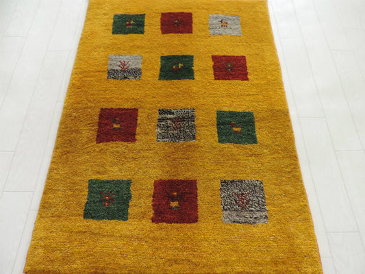 ギャッベ 手織り ウール ギャッベの本場 イラン シラーズ産 玄関マットサイズ 93cm×62cm カーペット 絨毯 【本物保証】