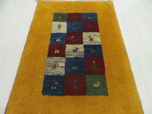 ギャッベ 手織り ウール ギャッベの本場 イラン シラーズ産 玄関マットサイズ 93cm×61cm カーペット 絨毯 【本物保証】