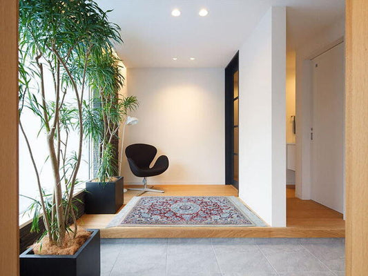 ペルシャ絨毯 カーペット 玄関マット ウール&シルク 手織り 高級 ペルシャ絨毯の本場 イラン ナイン産 94cm×62cm【本物保証/直輸入】