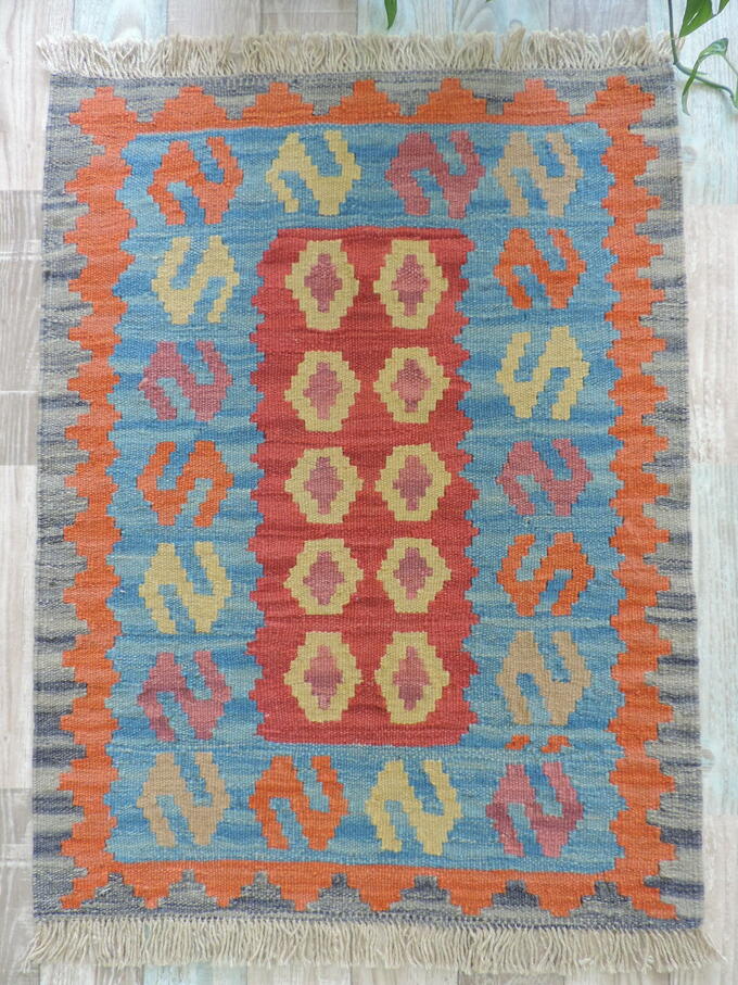 手織りウール100% ペルシャ シラーズ産 カシュカイリバーシブルキリム<br />玄関マットサイズ:64cmx92cm【送料無料】