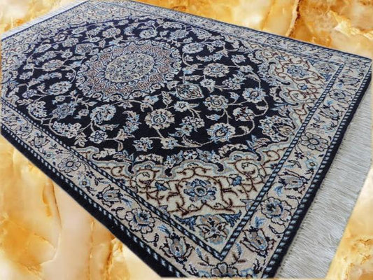ペルシャ絨毯 カーペット ウール&コットン 手織り高級 ペルシャ絨毯の本場 イラン ナイン産 玄関マットサイズ 122cm×80cm【本物保証】