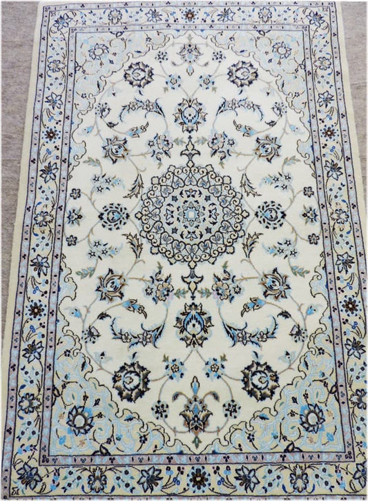 ペルシャ絨毯 カーペット ウール&コットン 手織り高級 ペルシャ絨毯の本場 イラン ナイン産 玄関マットサイズ 122cm×80cm【本物保証】