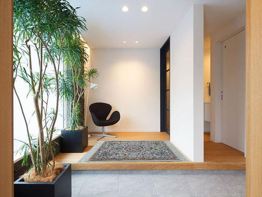 ペルシャ絨毯 カーペット 玄関マット ウール&シルク 手織り 高級 ペルシャ絨毯の本場 イラン ナイン産 90cm×62cm【本物保証/直輸入】