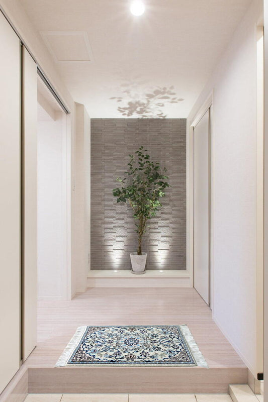 ペルシャ絨毯 カーペット 玄関マット ウール&シルク 手織り 高級 ペルシャ絨毯の本場 イラン ナイン産 60cm×41cm【本物保証/直輸入】