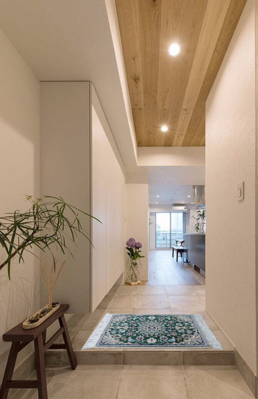 ペルシャ絨毯 カーペット 玄関マット ウール&シルク 手織り 高級 ペルシャ絨毯の本場 イラン ナイン産 58cm×40cm【本物保証/直輸入】