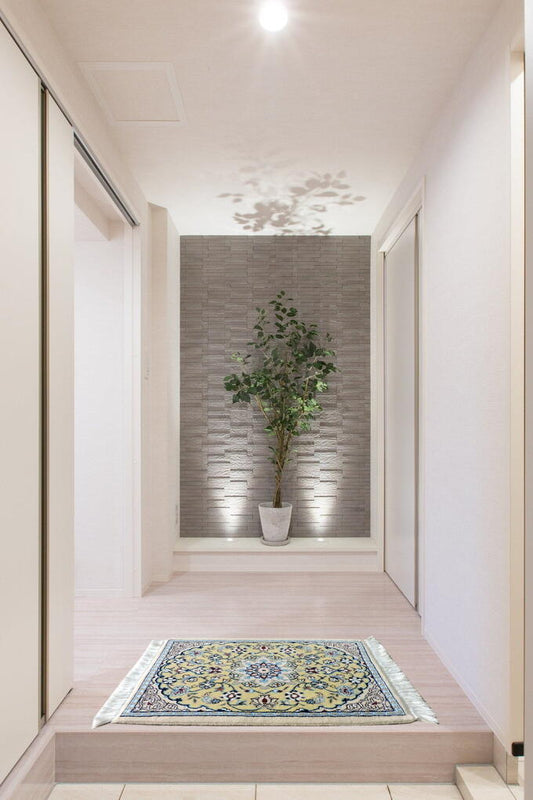 ペルシャ絨毯 カーペット 玄関マット ウール&シルク 手織り 高級 ペルシャ絨毯の本場 イラン ナイン産 55cm×39cm【本物保証/直輸入】