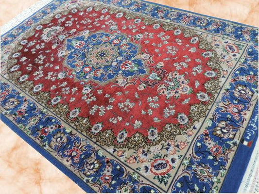 ペルシャ絨毯 カーペット シルク&コルク 手織り高級 ペルシャ絨毯の本場 イラン イスファハン産 玄関マットサイズ 125cm×85cm【本物保証】