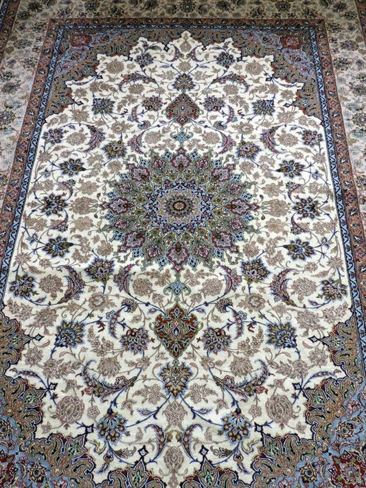 【100万ノット】イスファハン産ペルシャ絨毯 カーペット ウールコルク&シルク 上品な色柄手織り 最高級 ペルシャ絨毯の本場 イラン イスファハン産 高品質 工房名サイン入り 大型サイズ 259cm×170cm 【本物.保証/直輸入】