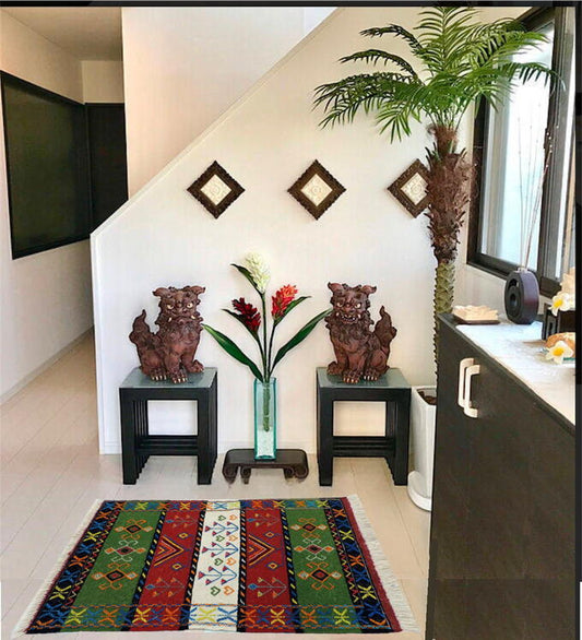 キリム 手織り ペルシャキリム ウール製 イラン 刺繍入りキリム グーチャン産 ラグ 敷物 玄関マットサイズ 105cmx68cm 【本物保証/直輸入】