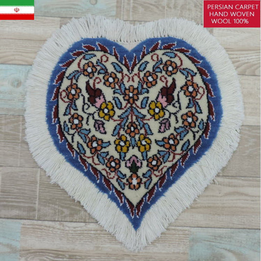 ペルシャ絨毯 愛らしいハートの形 ウール100％ 手織り ペルシャ絨毯の本場 イラン ナイン産玄関マットなどに、サイズ 34cm×34cm【本物保証/直輸入】