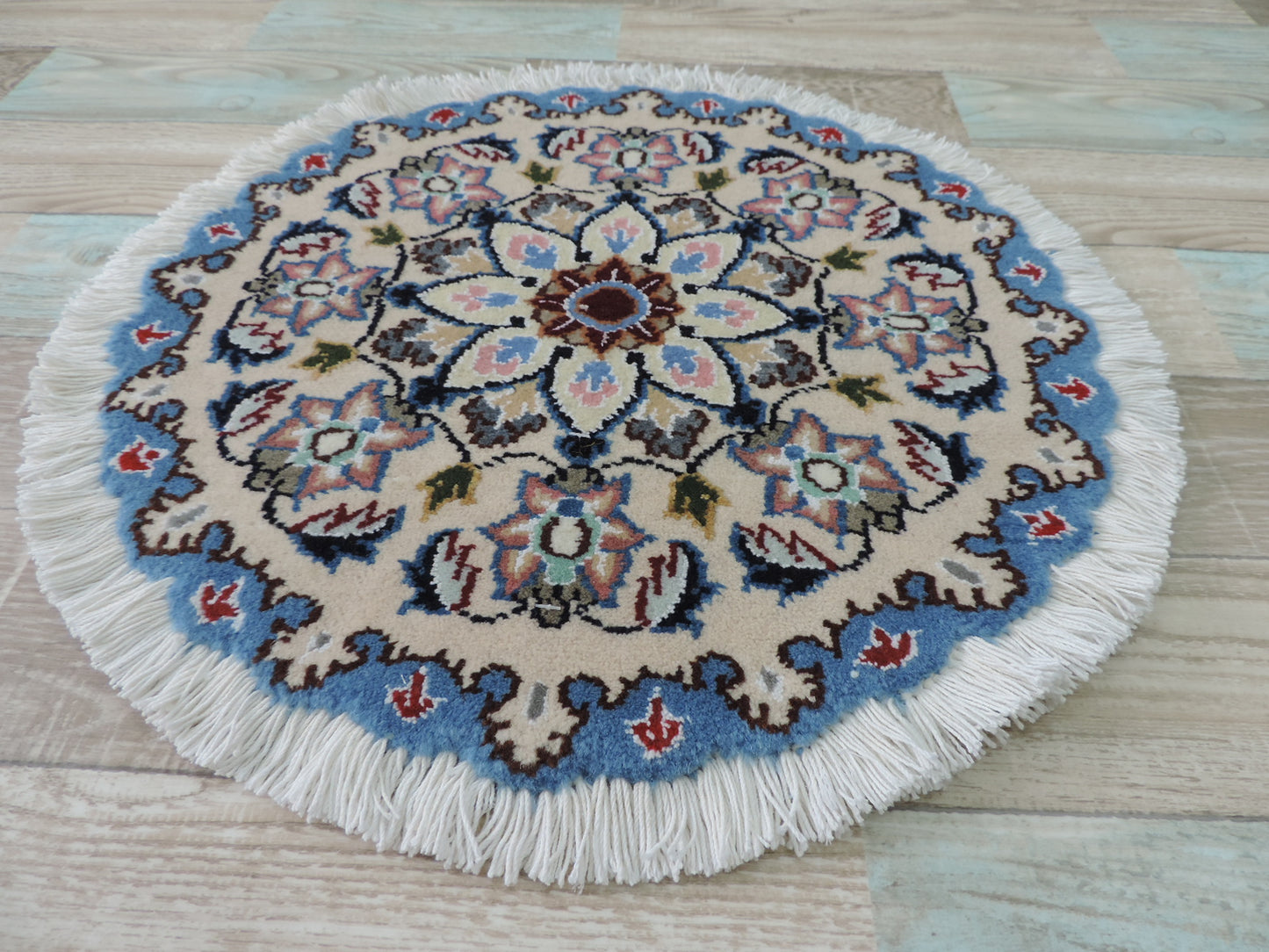 ペルシャ絨毯 愛らしいミニ丸形 ウール100％ 手織り ペルシャ絨毯の本場 イラン ナイン産チェアーマット玄関マットなどに、サイズ 45cm×45cm【本物保証/直輸入】