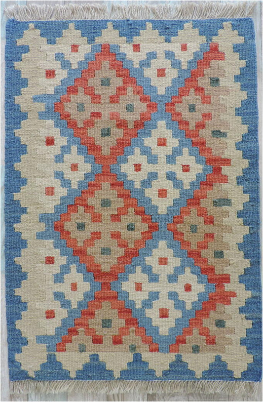 手織りウール100％ ペルシャ シラーズ産 カシュカイキリム<br />玄関マットサイズ：63cmｘ98cm【送料無料】