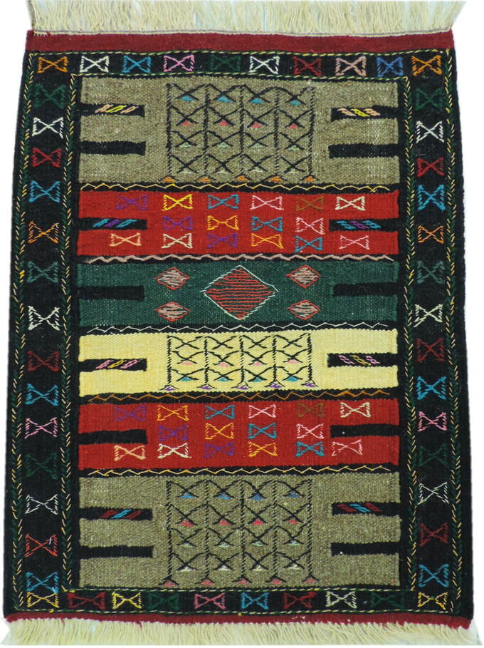 キリム 手織り ペルシャキリム ウール製 イラン 刺繍入りキリム グーチャン産 ラグ 敷物 玄関マットサイズ 98cmｘ68cm 【本物保証/直輸入】